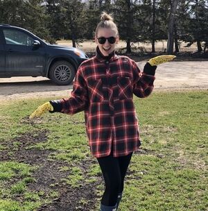 Meet your Posher, Jacqueline